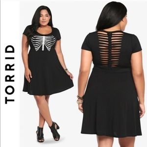 Torrid Skeleton Ribcage HALLOWEEN Dress SIZE 3